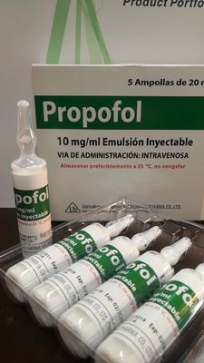 Un buon prezzo. Il dosaggio finito forma l'emulsione iniettabile anestetica Propofol 50ml di Propofol in linea